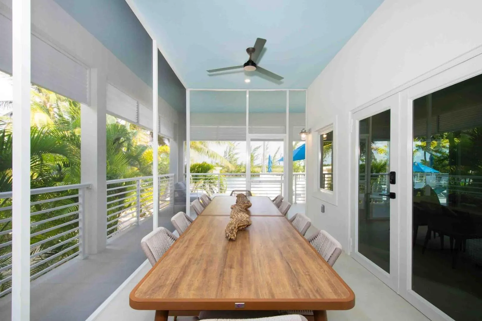 Caribe Sun - Modern Villa With Pool! Walk To The Rum Point Club & Kaibo Driftwood Village Cayman Islands