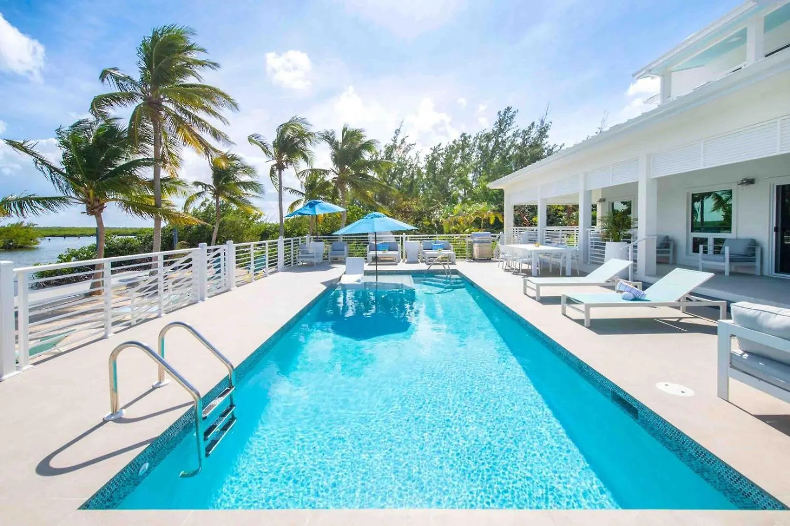 Holiday home Caribe Sun - Modern Villa With Pool! Walk To The Rum Point Club & Kaibo Driftwood Village Cayman Islands